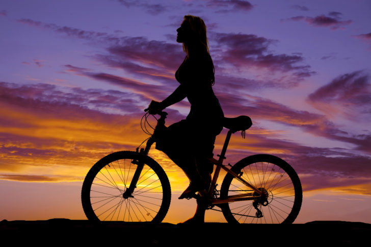 自転車の夢の意味を詳しく解説！自転車に乗って知らないところに行く夢、自転車がなかなか前に進まない夢など11選